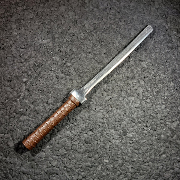 SlabSlicer710 - Stainless steel sword with leather wrapped handle
