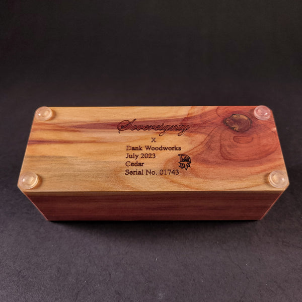Sovereignty Glass x Dank Woodworks - Wooden 18mm Slide Stand
