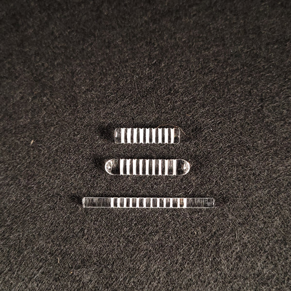 Scientific Quartz - Surface Enhanced Pillars