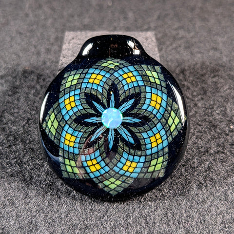 DAILY DEAL: Lagrone Glass Filla Pendy