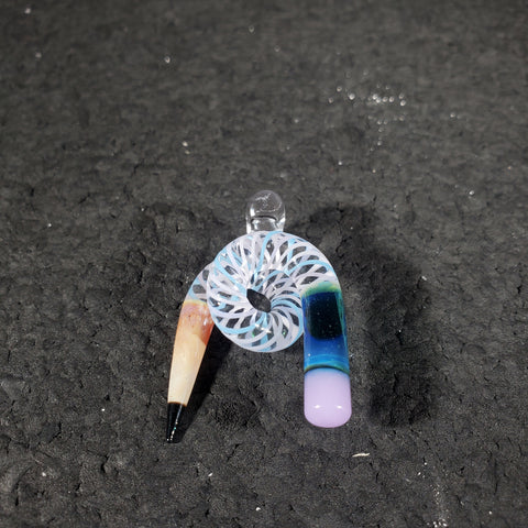 Sherbet Glass - Twisted Pencil Pendant (UV)